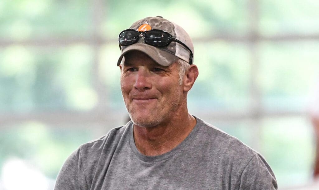 Brett Favre makes huge Donald Trump statement Brett Favre makes huge Donald Trump statement