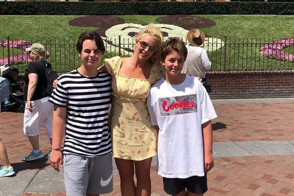 Britney Spears hasn’t seen kids in ‘over a year,’ sons stopped answering texts: doc