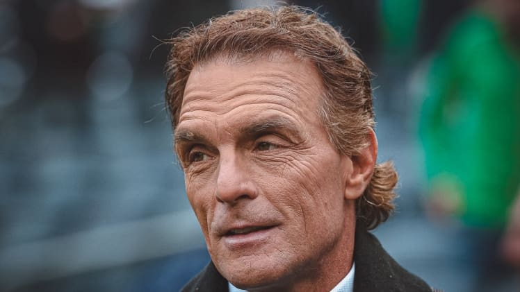 Doug Flutie Bio, Age, Height, Income, Net Worth