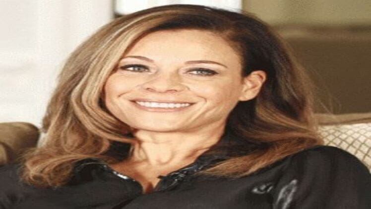 Sonya Curry Bio, Age, Height, Income, Net Worth