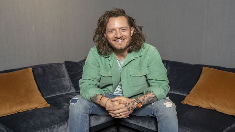Tyler Hubbard Bio, Age, Height, Income, Net Worth