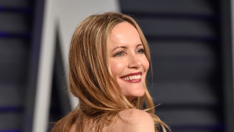 Leslie Mann Bio, Age, Height, Income, Net Worth