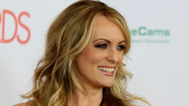 Stormy Daniels Bio, Age, Height, Income, Net Worth