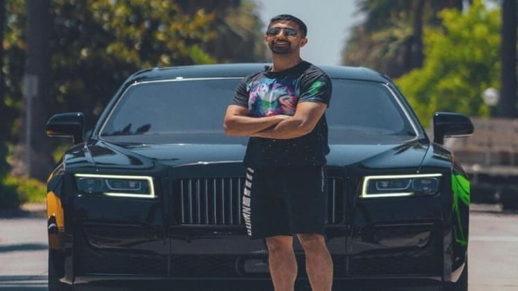 Vikkstar Bio, Age, Height, Income, Net Worth
