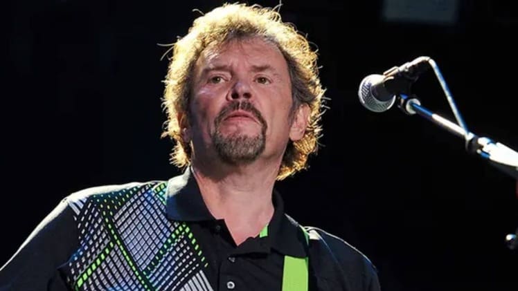 Jeff Cook Bio, Age, Height, Income, Net Worth
