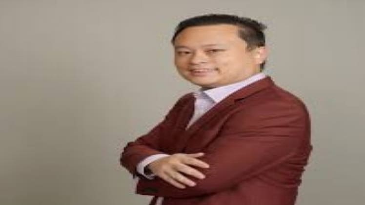 William Hung Bio, Age, Height, Income, Net Worth