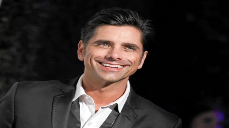 John Stamos Bio, Age, Height, Income, Net Worth