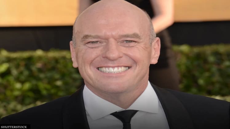 Dean Norris Bio, Age, Height, Income, Net Worth
