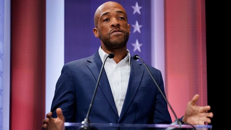 Mandela Barnes Bio, Age, Height, Income, Net Worth