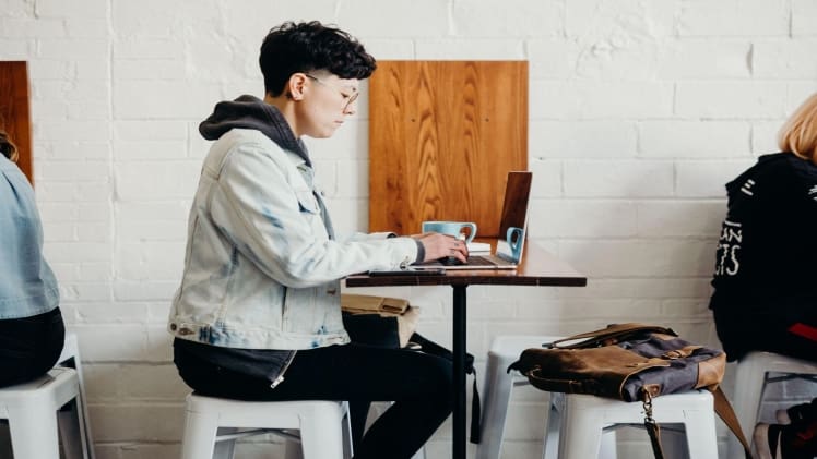 From Hobby to Hustle: Turn Your Passion Into a Profit by Simply Starting a Blog!