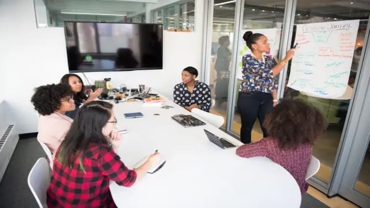 Top 5 Mistakes to Avoid When Hiring an Amazon Marketing Agency