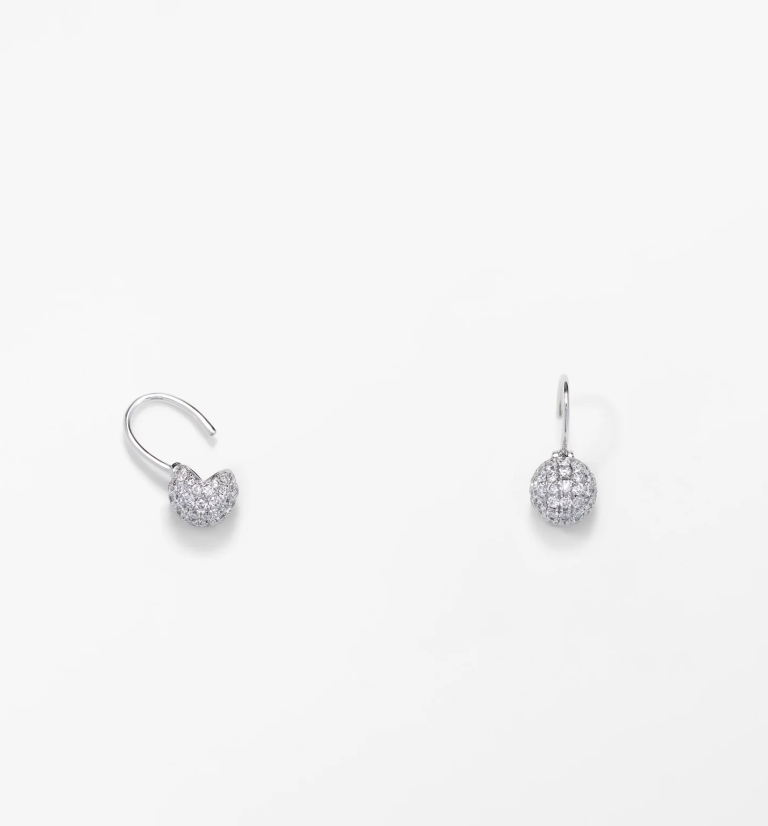 FOUNDO Pac Lock Earring: A Timeless Piece of Jewelry