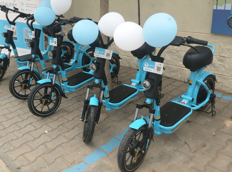Electric Bikes vs. Scooters: Decoding the Perfect Ride for Urban Explorers