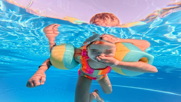 Girls Swimsuits And More: How To Find The Right Swimwear For Your Girl